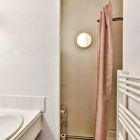Studio With Blooming Terrace * Toulouse